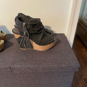 Big Buddha platform sandals canvas olive green